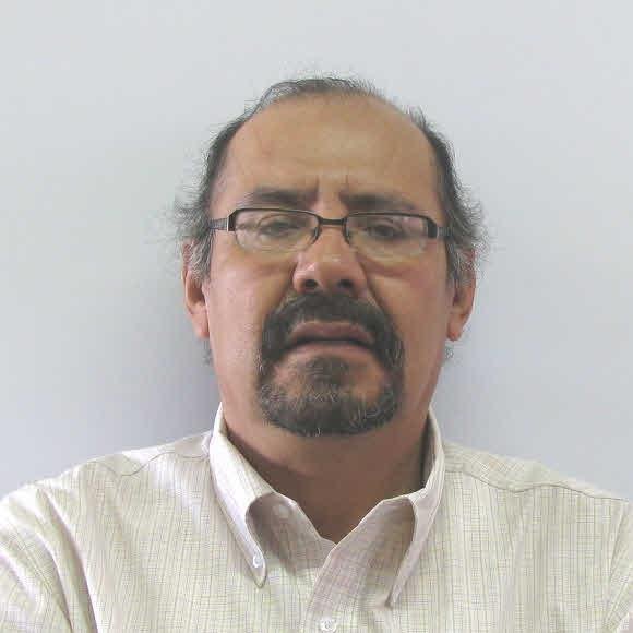 Retrato del Dr. Gustavo Lorenzana Durán, investigador de tiempo completo del Departamento de Historia y Antropología de la Universidad de Sonora.